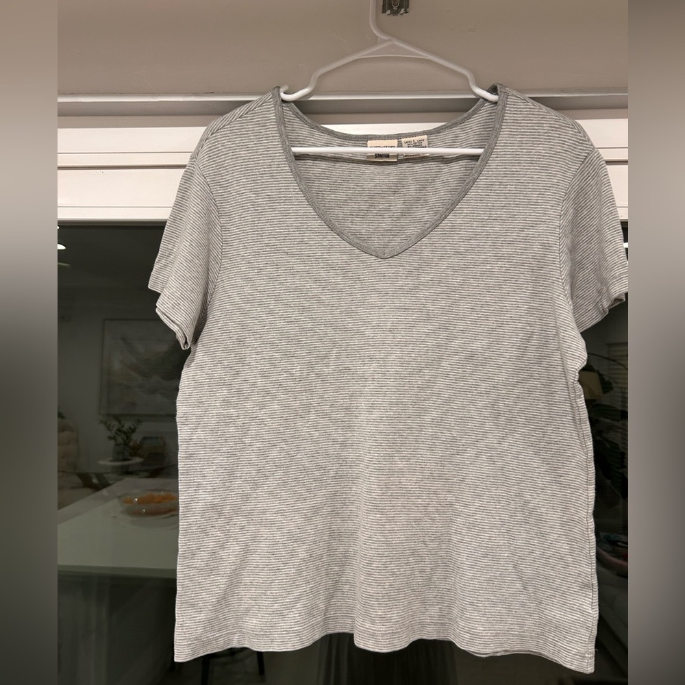 Faded Glory Gray Striped Stretch Tee (Size L)